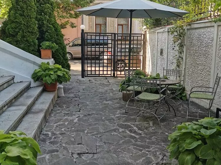 هتل Prince Residence Apartments