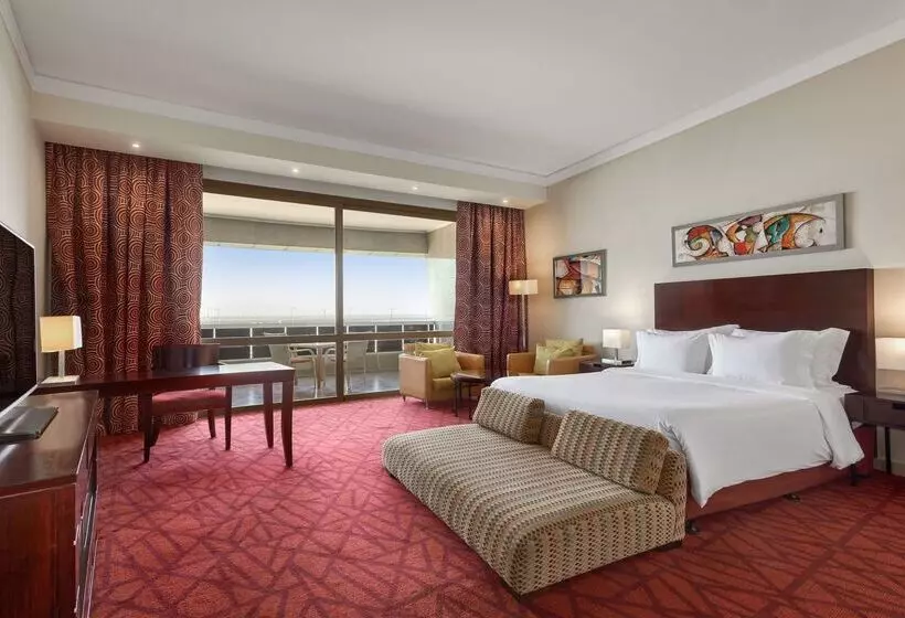 Radisson Blu Hotel & Convention Center, Alexandria