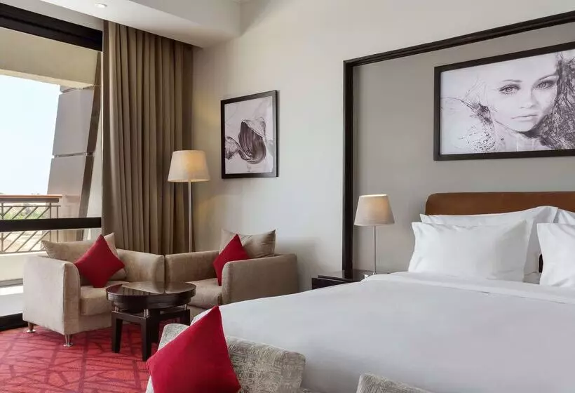 Radisson Blu Hotel & Convention Center, Alexandria