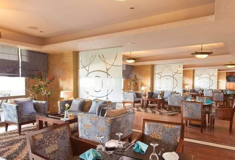 Radisson Blu Hotel & Convention Center, Alexandria