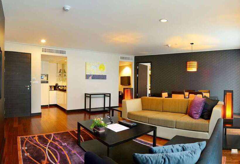 هتل Radisson Suites Bangkok Sukhumvit