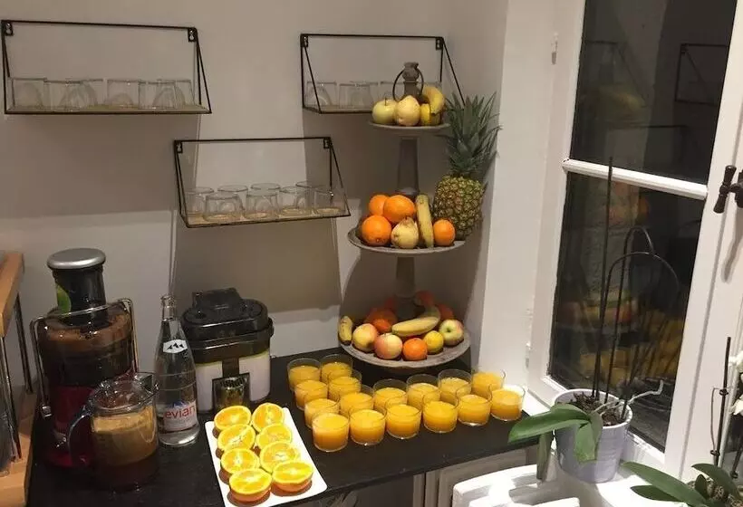 Отель L Aunette Cottage