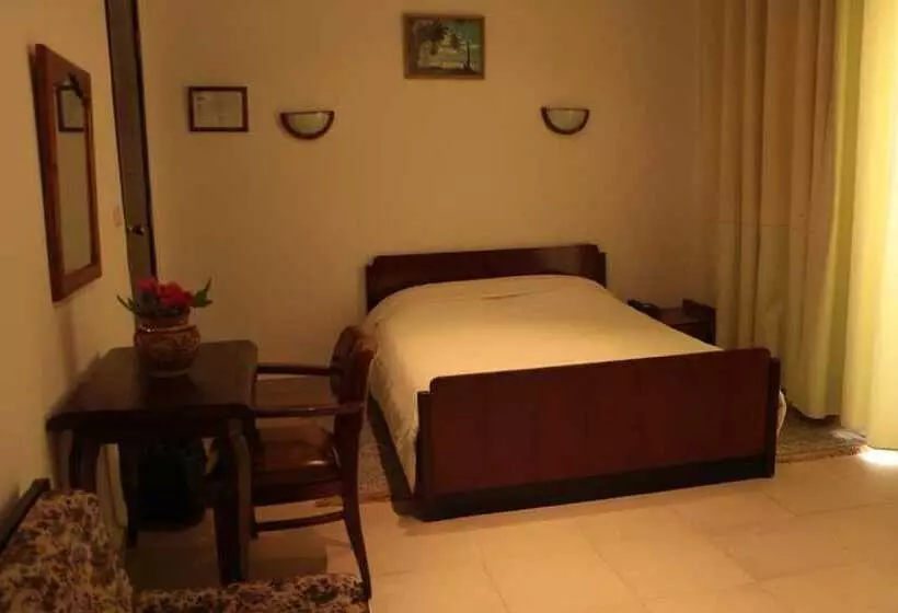 هتل Saint Georges Tunis