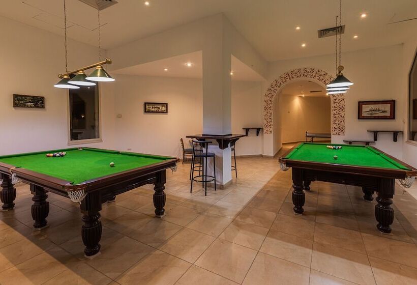 هتل Stella Di Mare Sea Club