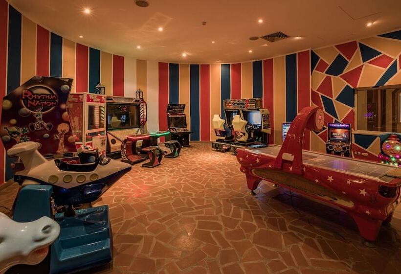 هتل Stella Di Mare Sea Club