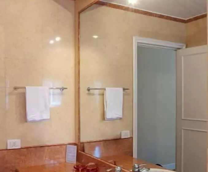 בית מלון כפרי Suite Oriani