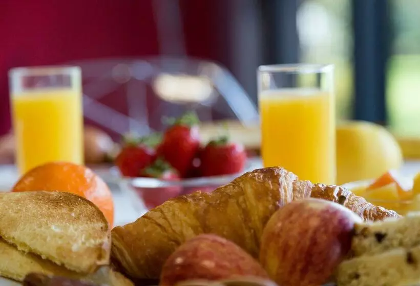 ホテル The Originals City, Hôtel Anaïade, Saint Nazaire Pornichet