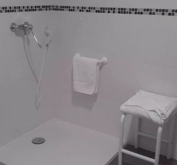 هتل The Originals City, Hôtel Le Concorde Panoramique, Thionville