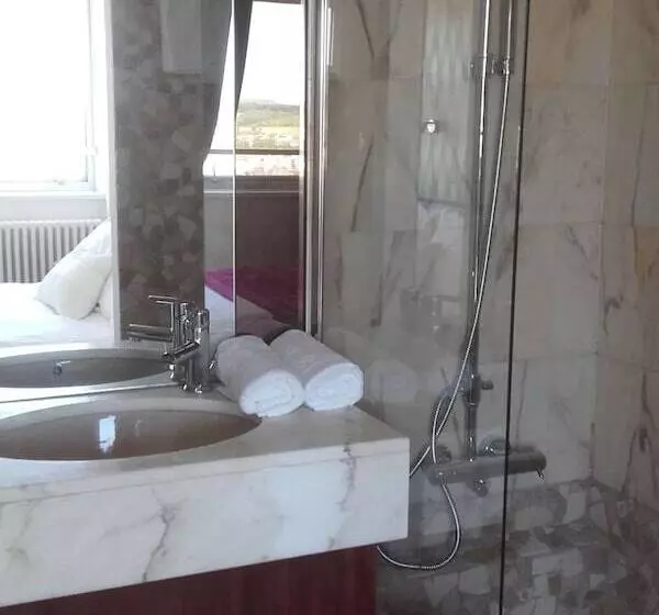 هتل The Originals City, Hôtel Le Concorde Panoramique, Thionville