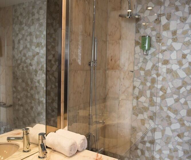 فندق The Originals City, Hôtel Le Concorde Panoramique, Thionville