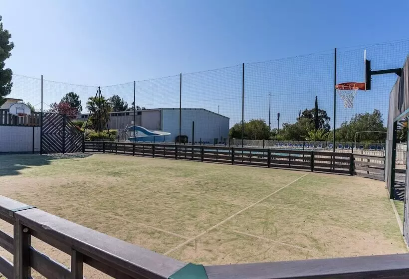 Отель Vacanceole  Residence L Ile D Or