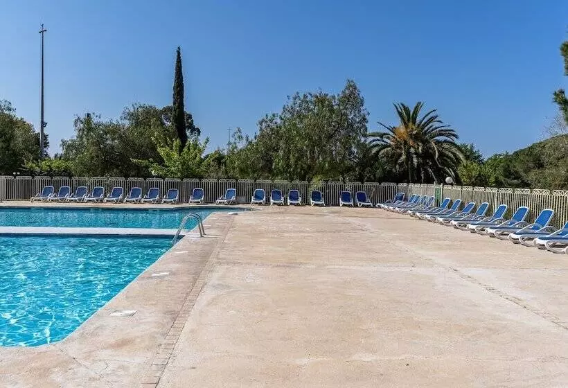 Отель Vacanceole  Residence L Ile D Or