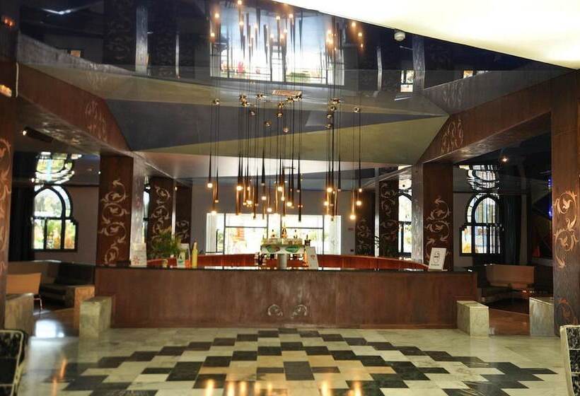 אתר נופש Chiraz Club   Families Only