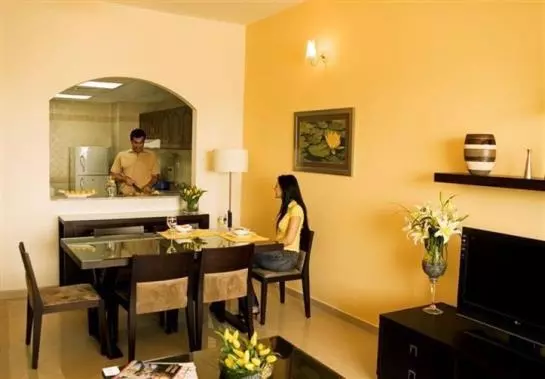 Time Topaz  Apartment