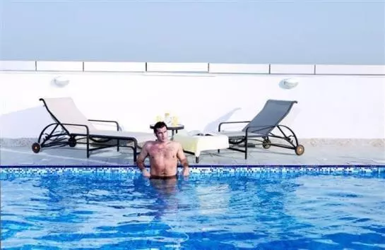 Time Topaz  Apartment