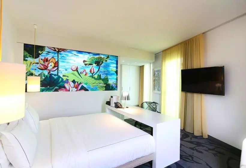 Art Otel Cologne, Powered By Radisson Hotels