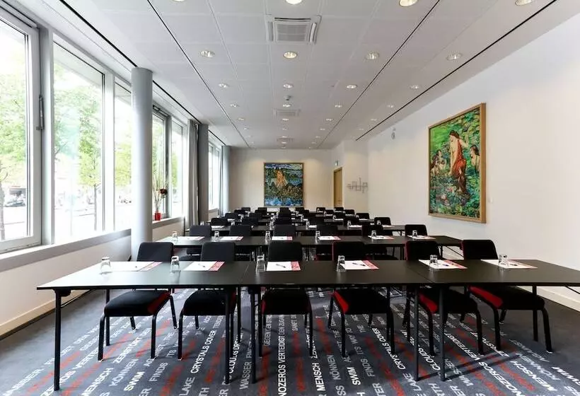 Art Otel Cologne, Powered By Radisson Hotels