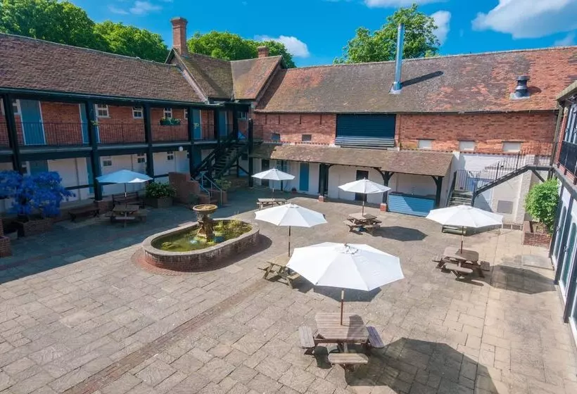 Cottesmore Hotel Golf & Country Club