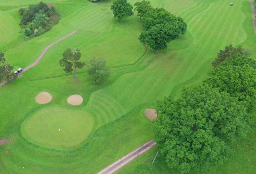 Cottesmore Hotel Golf & Country Club
