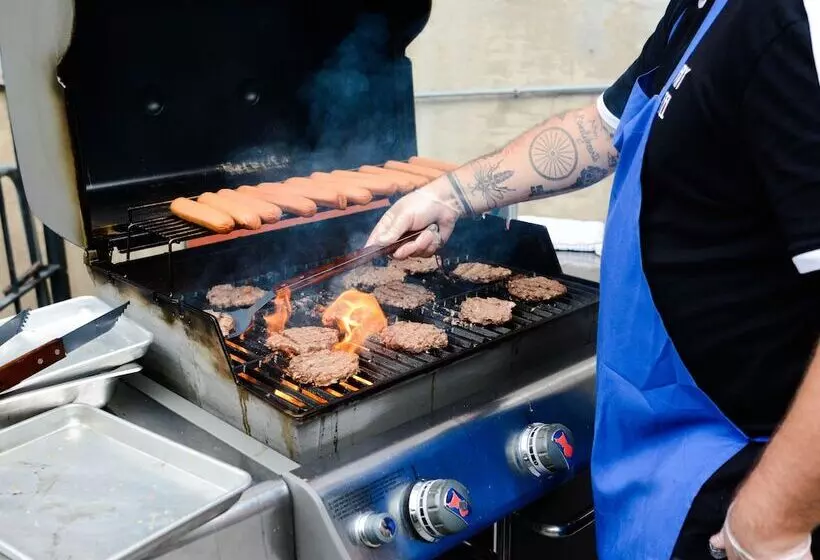 هتل Chicago Getaway Hostel