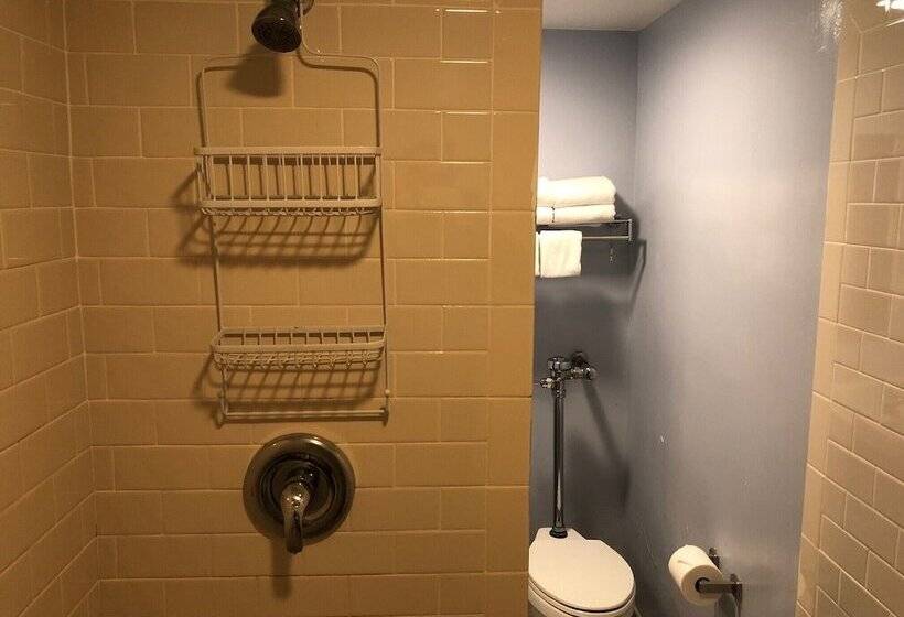 فندق Chicago Getaway Hostel