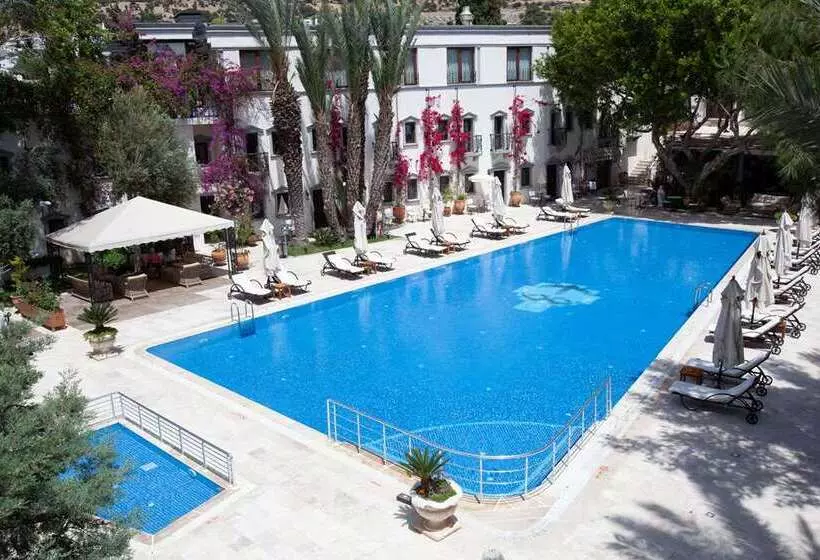 Отель Doubletree By Hilton Bodrum Marina Vista