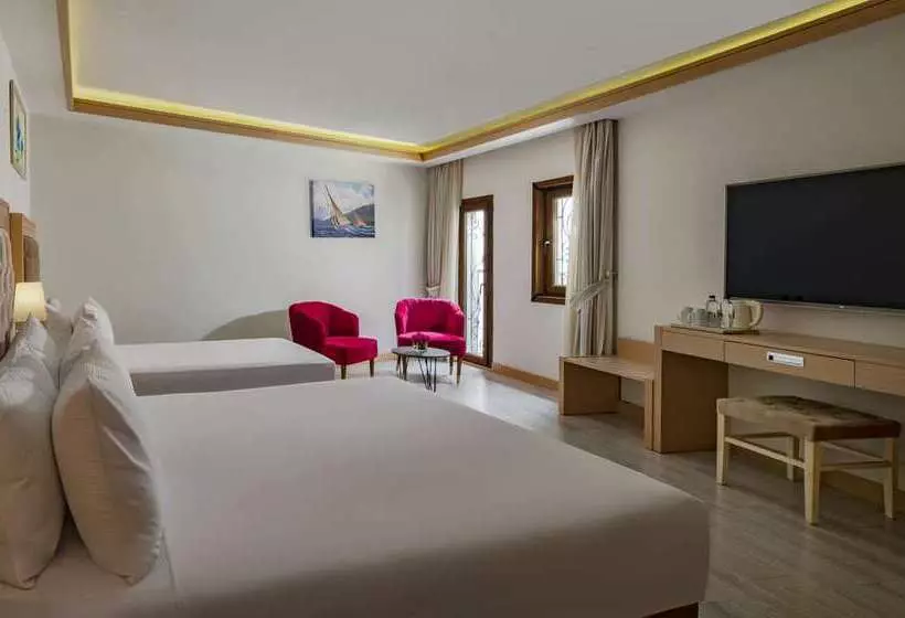 Отель Doubletree By Hilton Bodrum Marina Vista