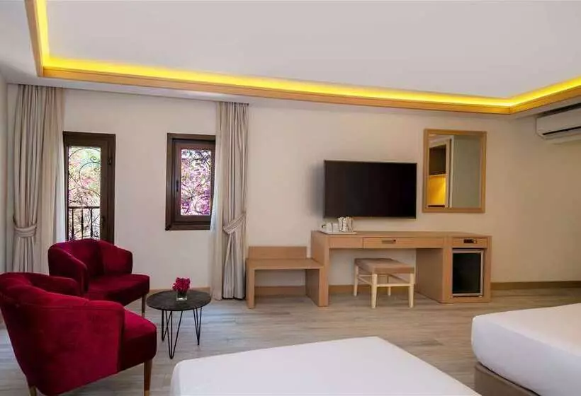 Отель Doubletree By Hilton Bodrum Marina Vista