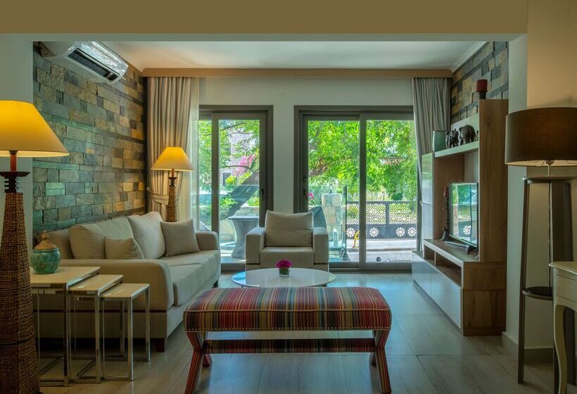 Отель Doubletree By Hilton Bodrum Marina Vista