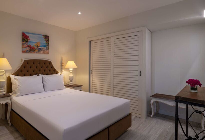 Отель Doubletree By Hilton Bodrum Marina Vista