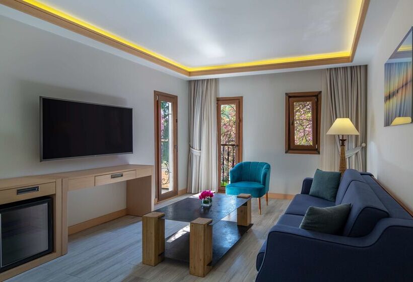 Отель Doubletree By Hilton Bodrum Marina Vista