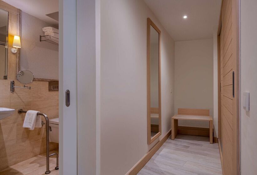 Отель Doubletree By Hilton Bodrum Marina Vista