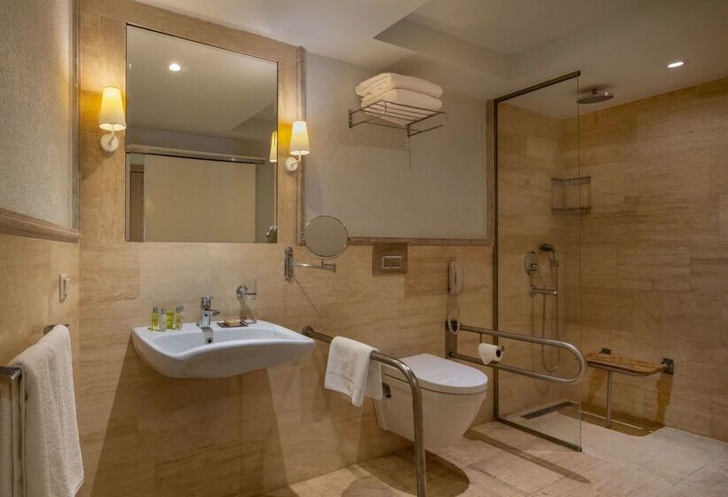 Отель Doubletree By Hilton Bodrum Marina Vista