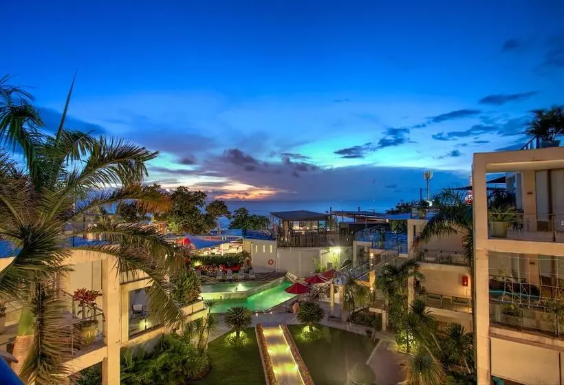 Отель Furamaxclusive Ocean Beach Seminyak Bali