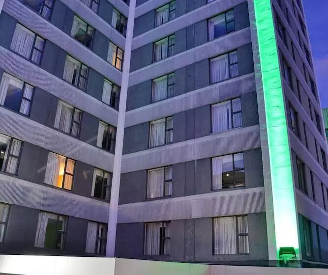 Hotel Cresta Grande Cape Town