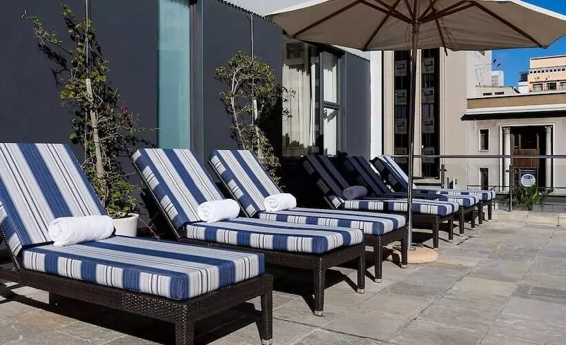 Hotel Cresta Grande Cape Town