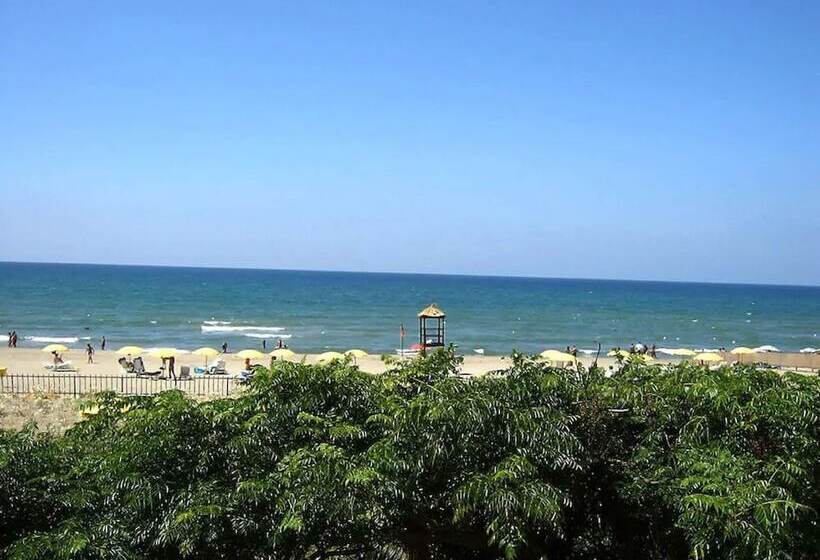 בית מלון כפרי Laura