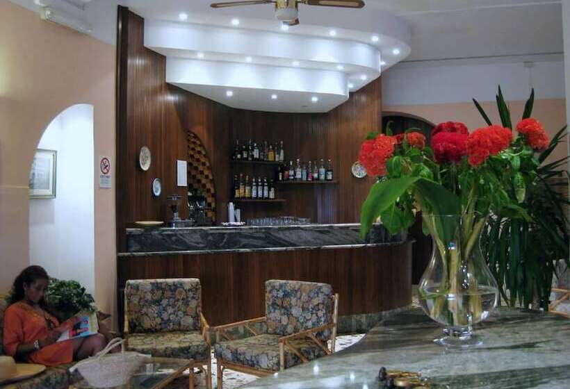 בית מלון כפרי Laura