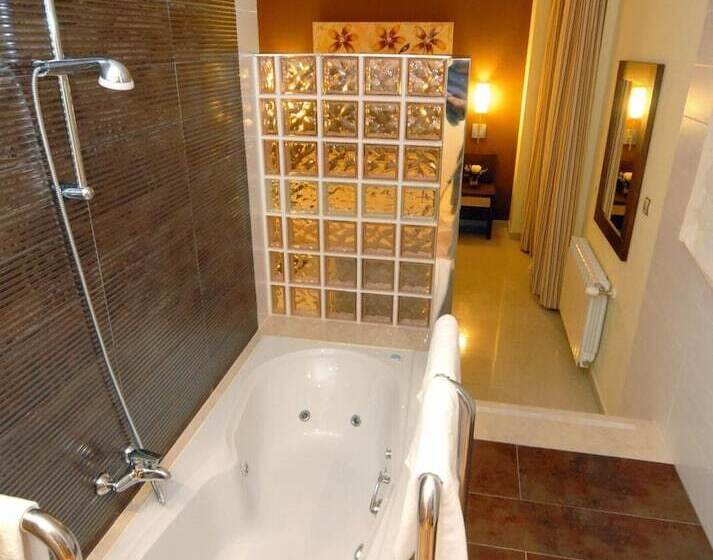 בית מלון כפרי Macami