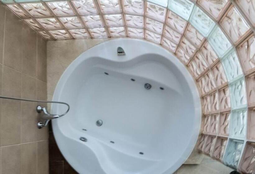 בית מלון כפרי Macami