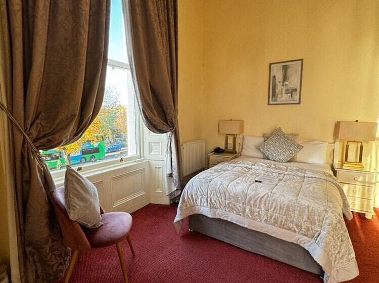 בית מלון כפרי Morehampton Townhouse