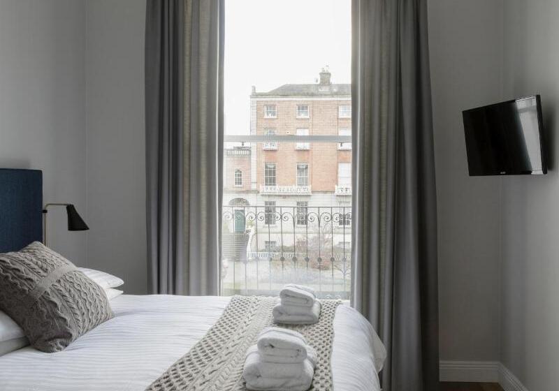 酒店 Pembroke Hall