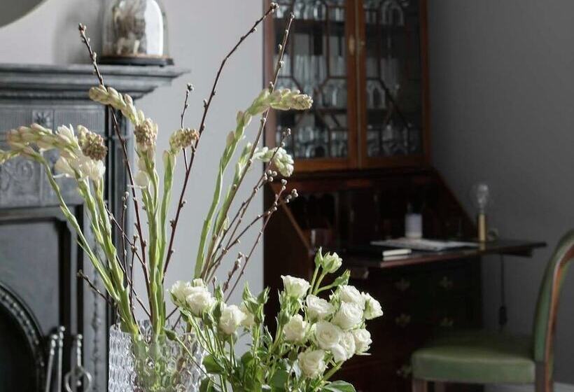 酒店 Pembroke Hall