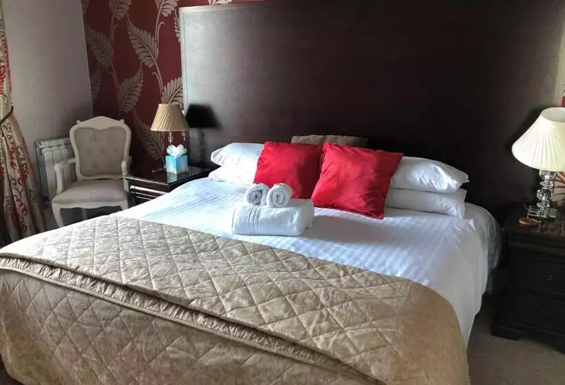 Отель Seawood House Boutique Bed And Breakfast