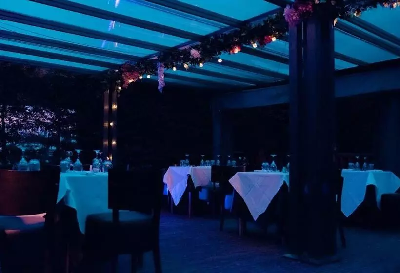 The Casa Hotel Yateley, Farnborough