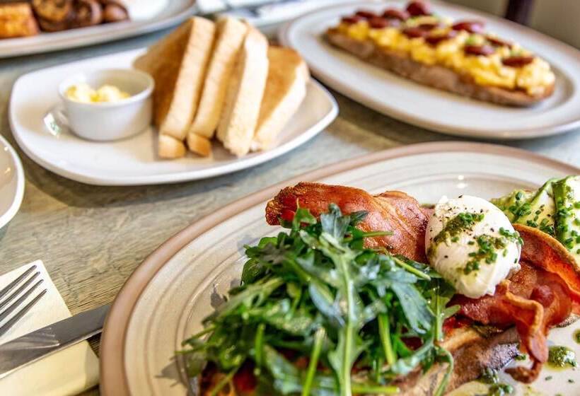 The George Hotel & Brasserie, Cranbrook