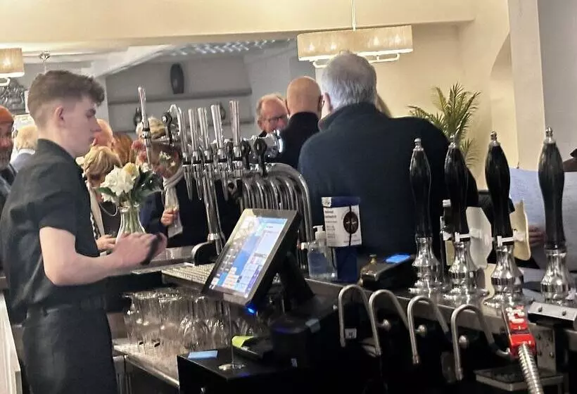 酒店 The Kings Head Country