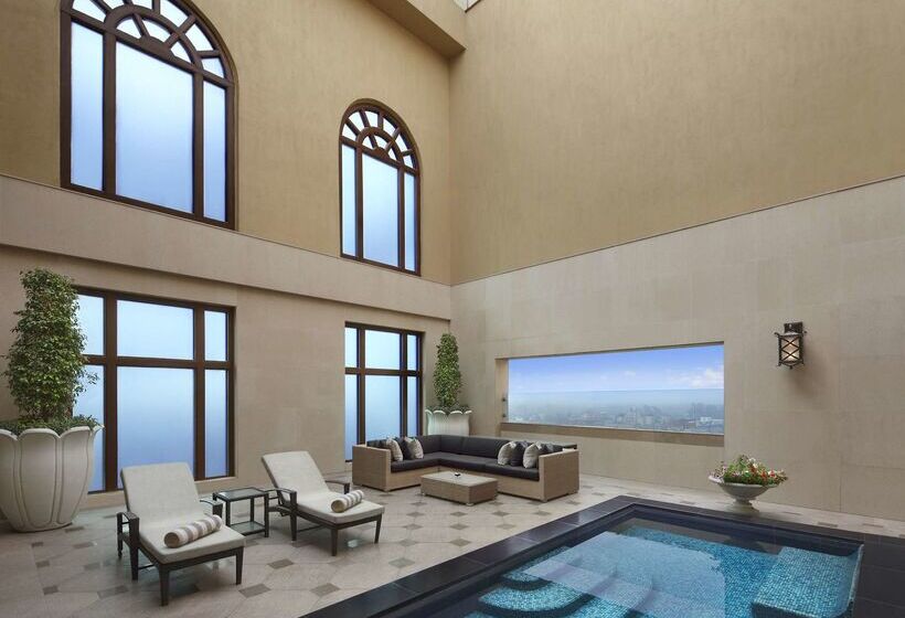 ホテル The Leela Palace New Delhi