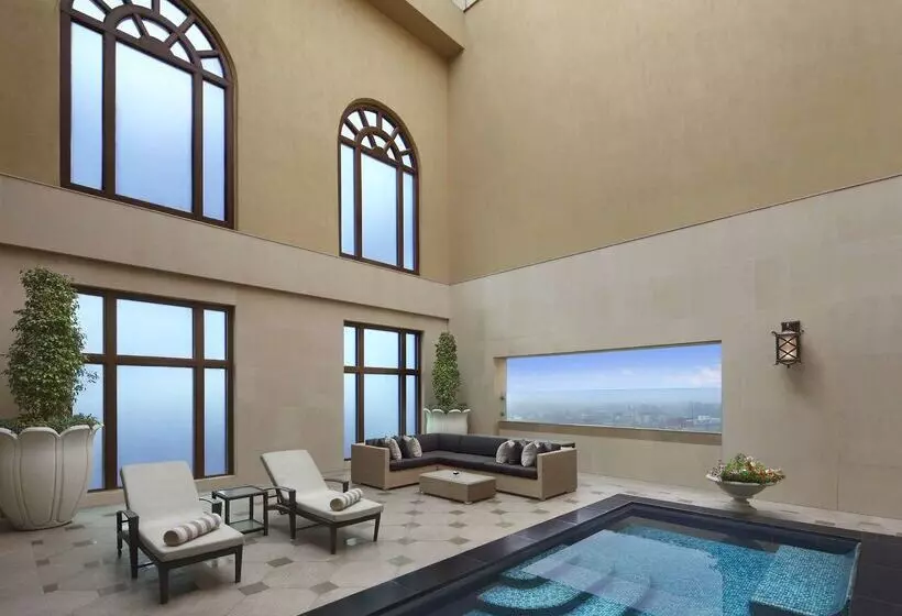 בית מלון כפרי The Leela Palace New Delhi