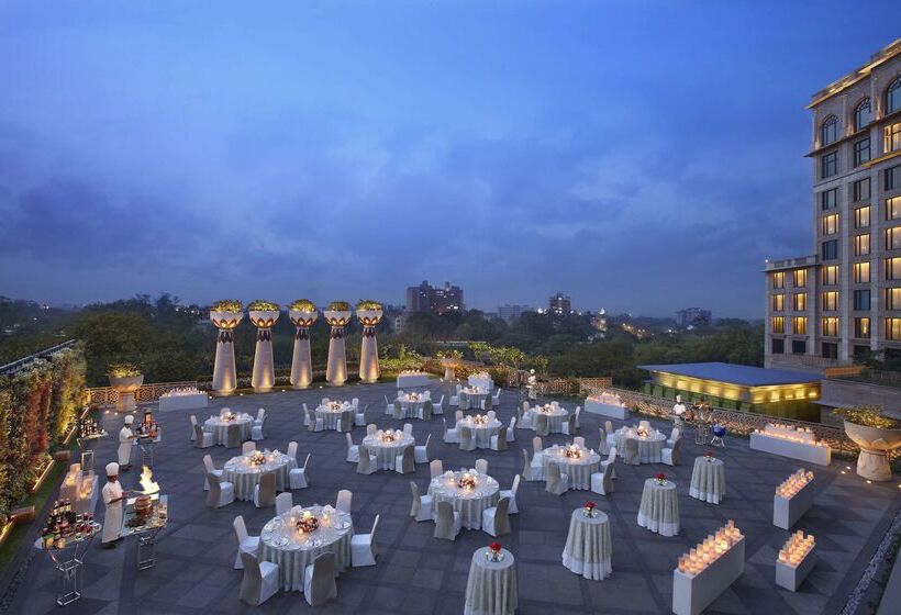 ホテル The Leela Palace New Delhi
